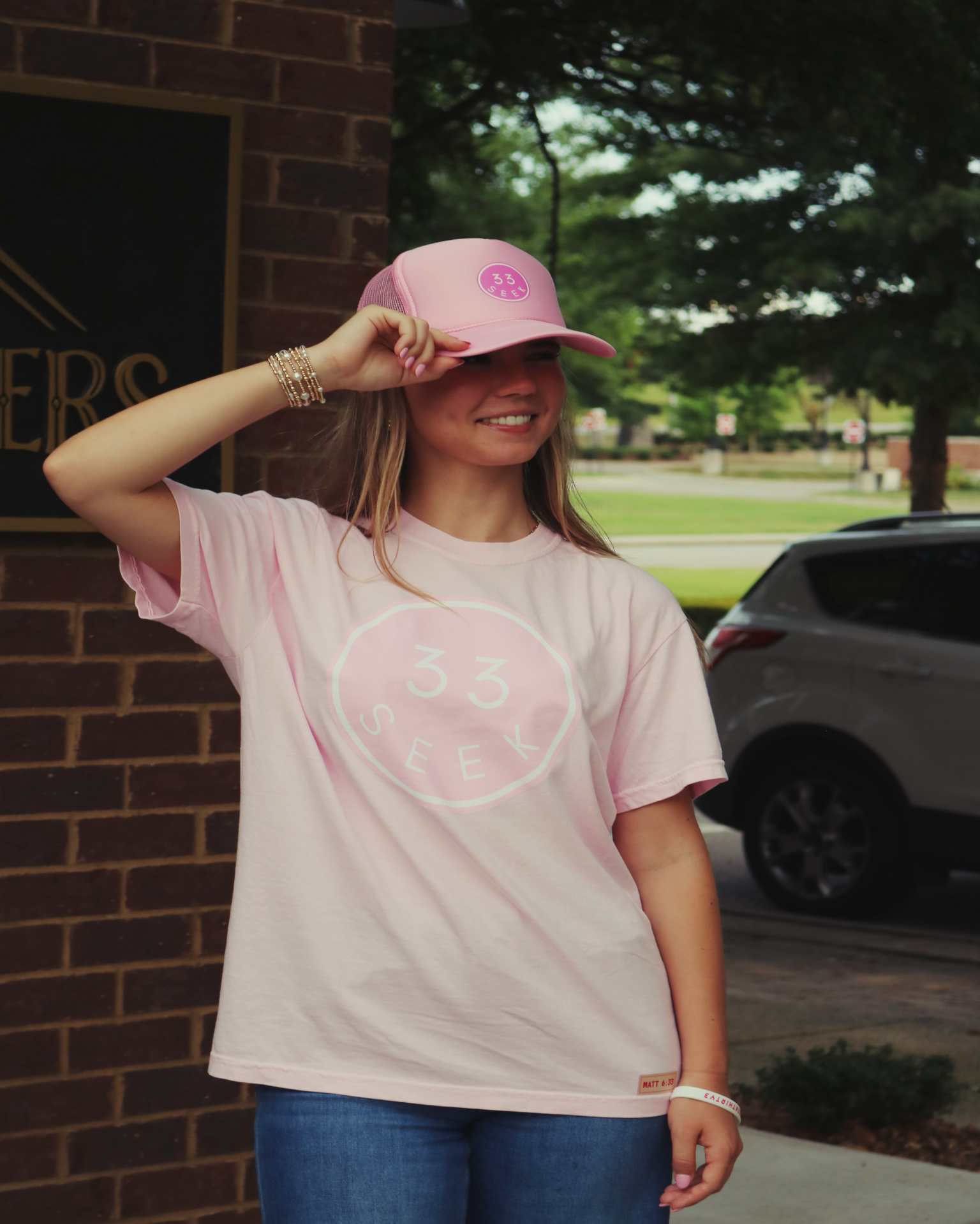 SEEKTHIRTY3 Adult Smiley Tee [Blossom]