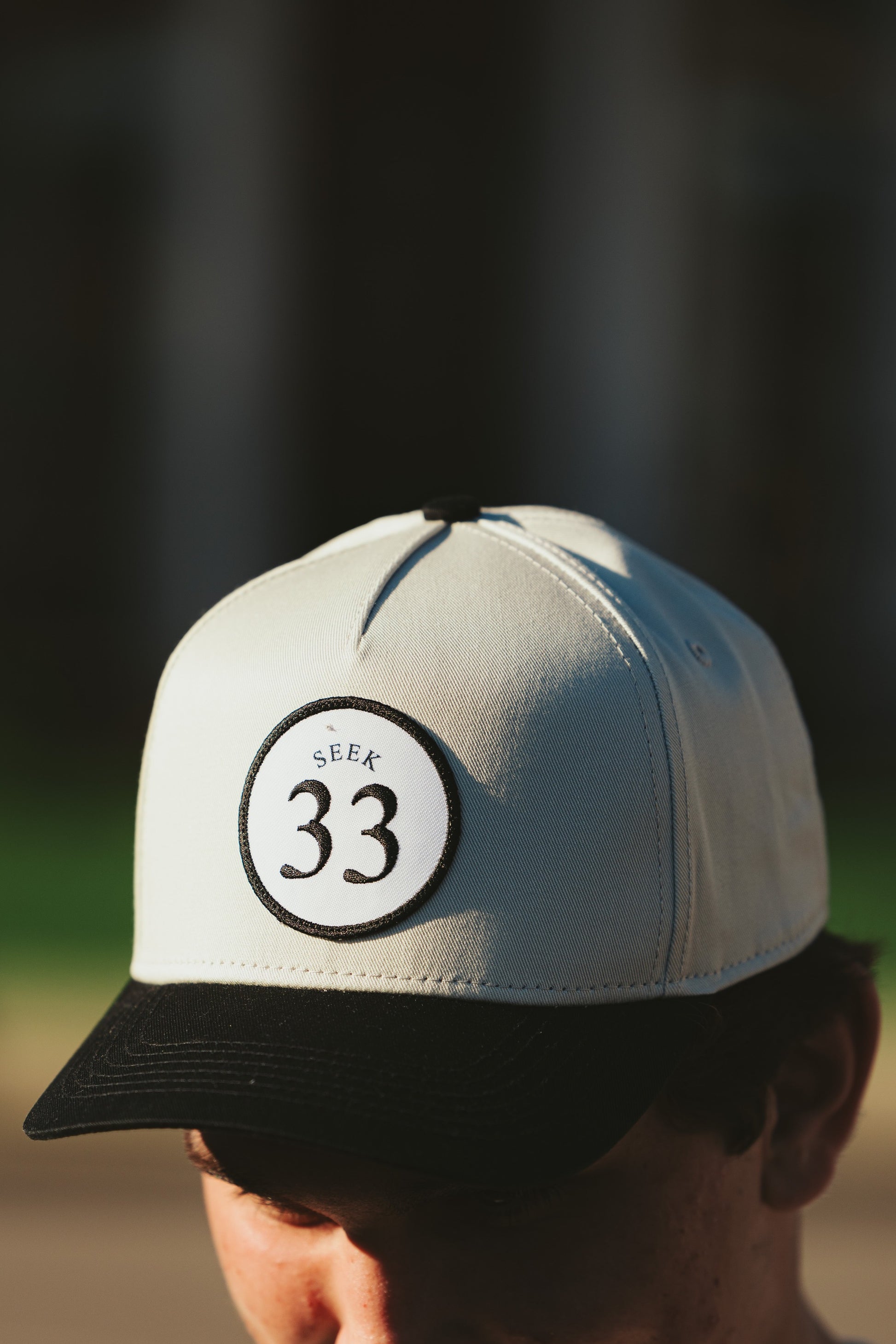 SeekThirty3 Iconic [Ivory/Black]