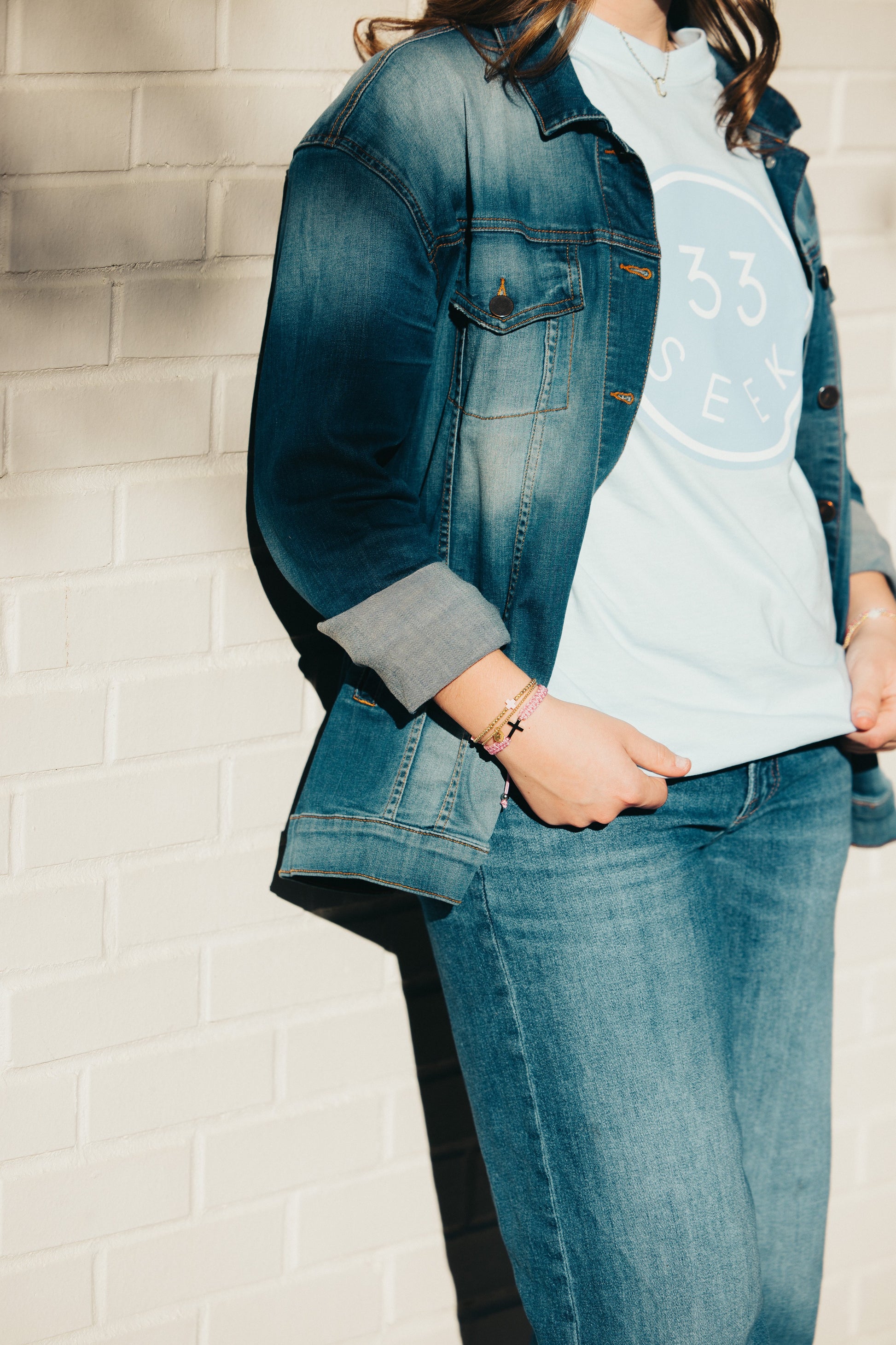 SEEKTHIRTY3 Adult Smiley Tee [Chambray]