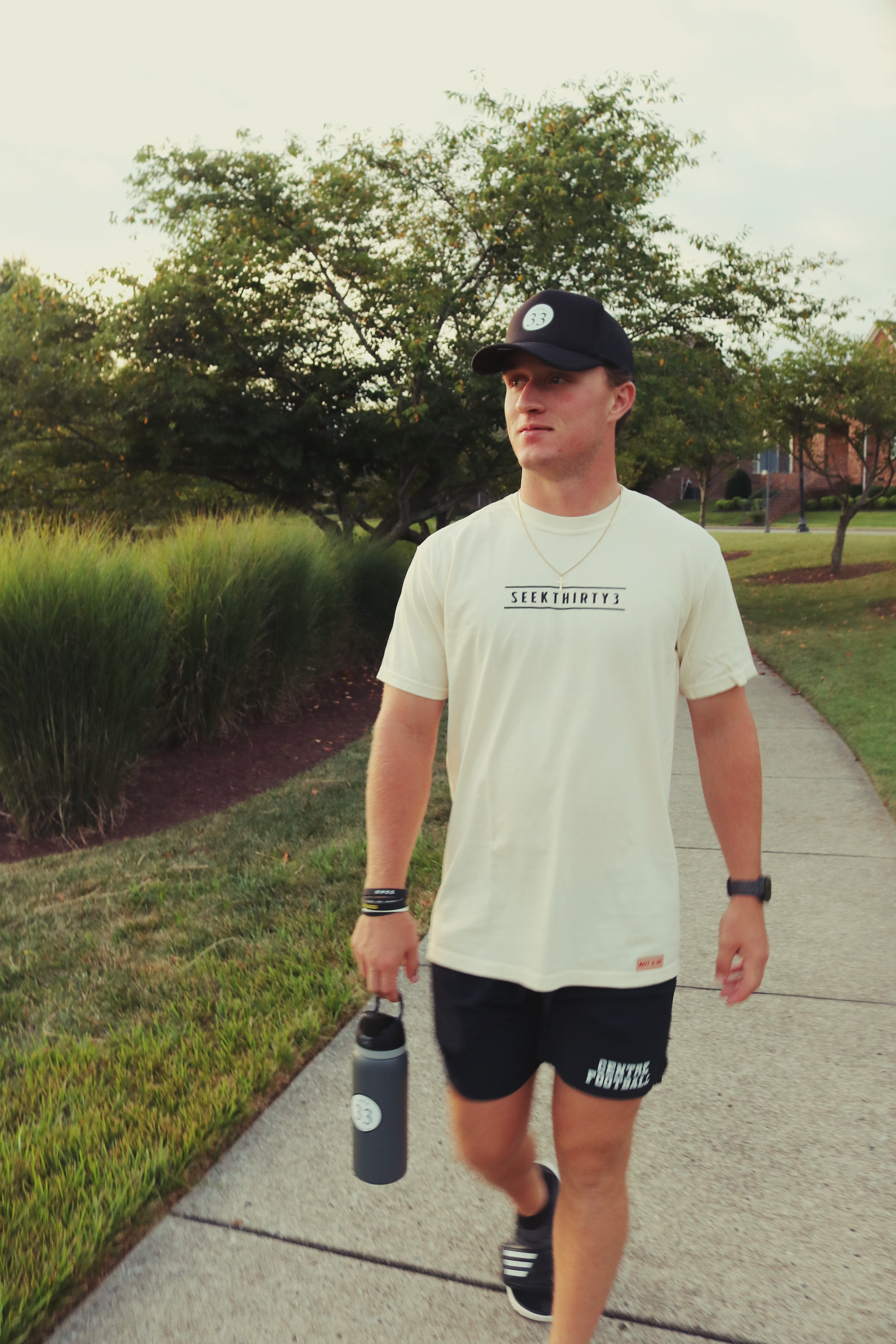SEEKTHIRTY3 Classic Tee [Ivory]